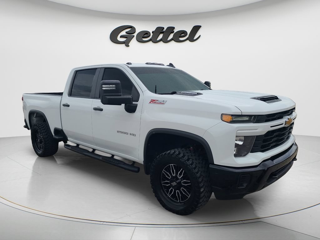 Used 2024 Chevrolet Silverado 2500 Custom w/ Custom Value Package AWD/4WD image 3