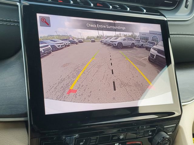 New 2025 Jeep Grand Cherokee Limited image 11