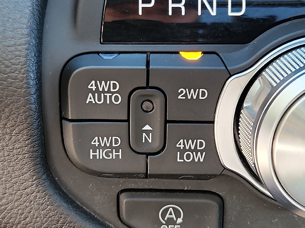 Used 2026 RAM 1500 Laramie AWD/4WD image 23