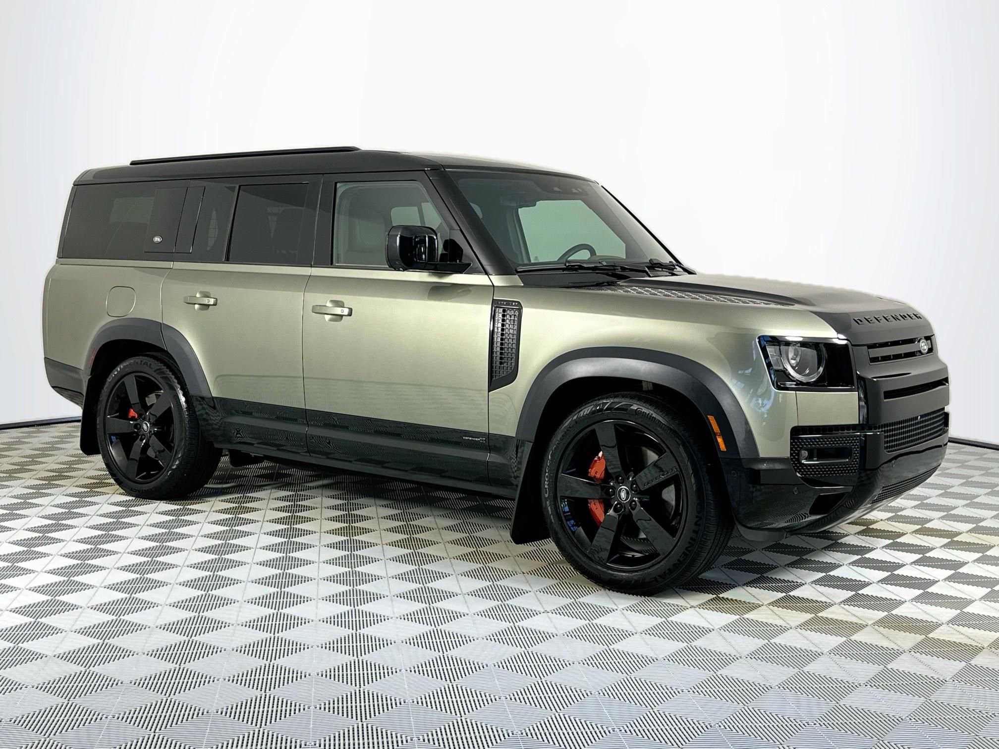 Used 2023 Land Rover Defender 130 X image 3