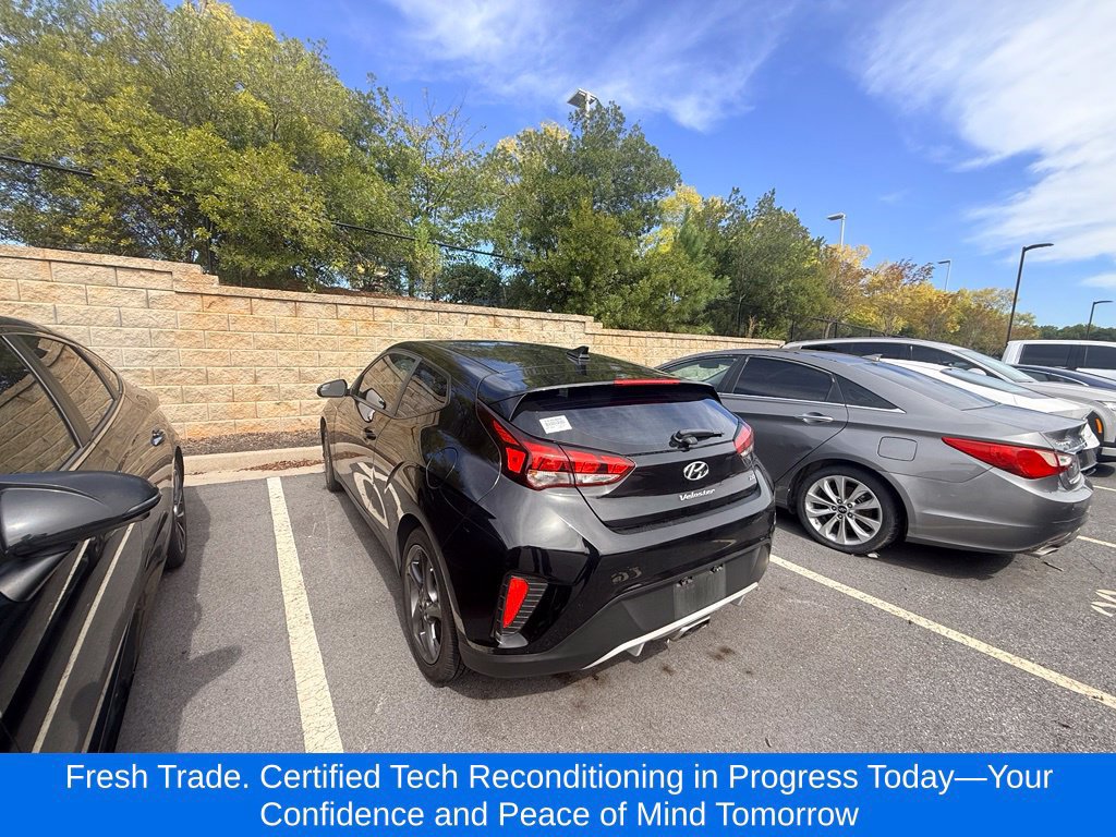 Used 2020 Hyundai Veloster 2.0 FWD image 3