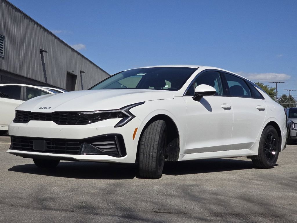 Used 2025 Kia K5 LXS image 10