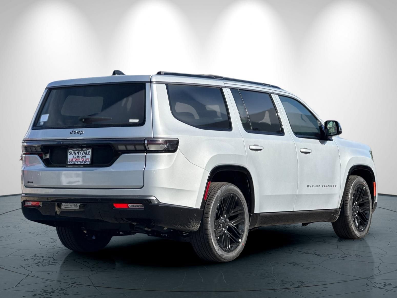 New 2026 Jeep Grand Wagoneer Limited AWD/4WD image 4