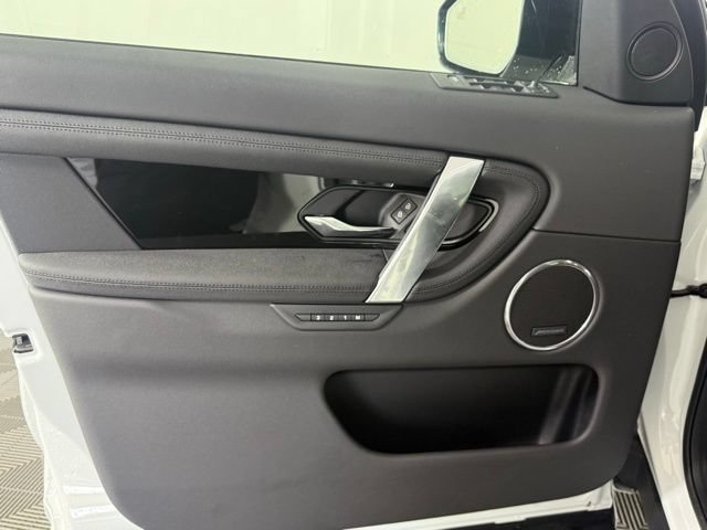 Certified 2025 Land Rover Discovery Sport S AWD/4WD image 27