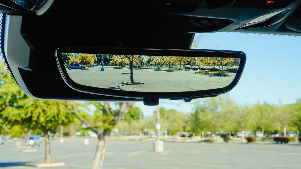 New 2026 GMC Hummer EV SUV w/ LPO, Dark Essentials Package image 21