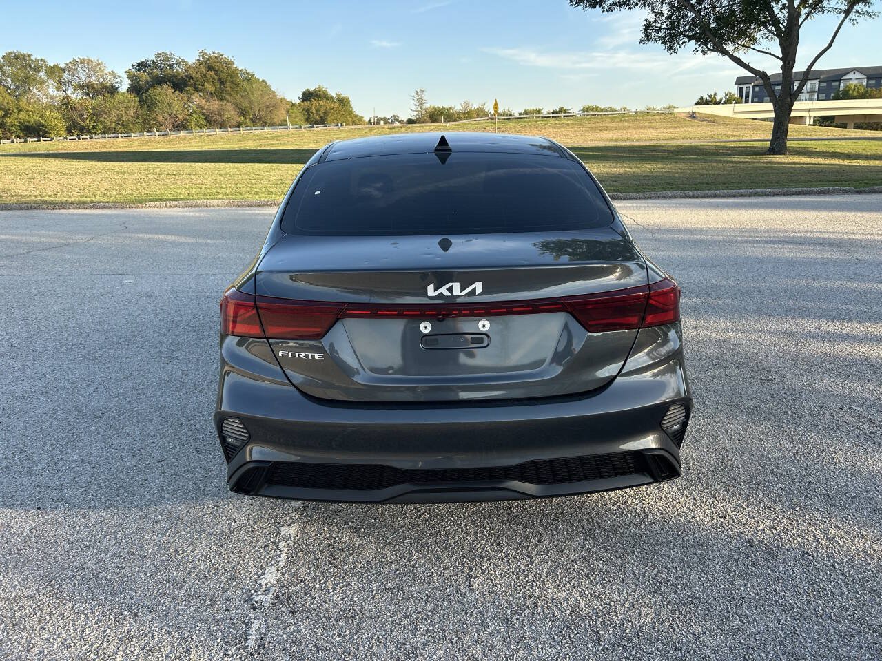 Used 2023 Kia Forte LXS FWD image 7