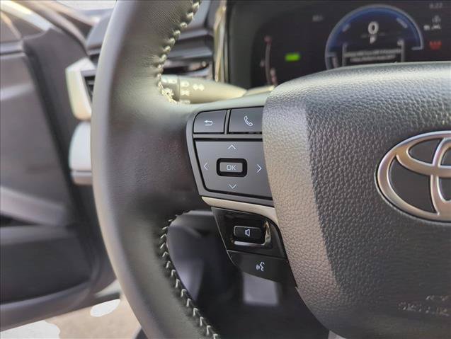Certified 2026 Toyota Camry SE FWD image 17