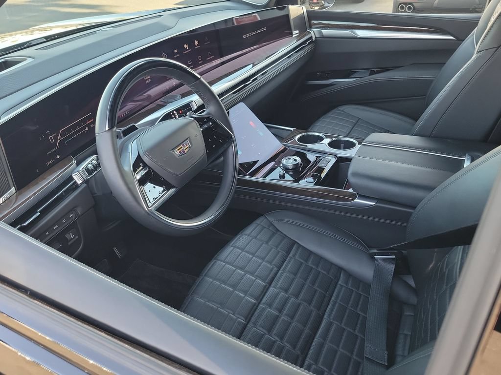 Certified 2025 Cadillac Escalade Sport Platinum AWD/4WD image 10