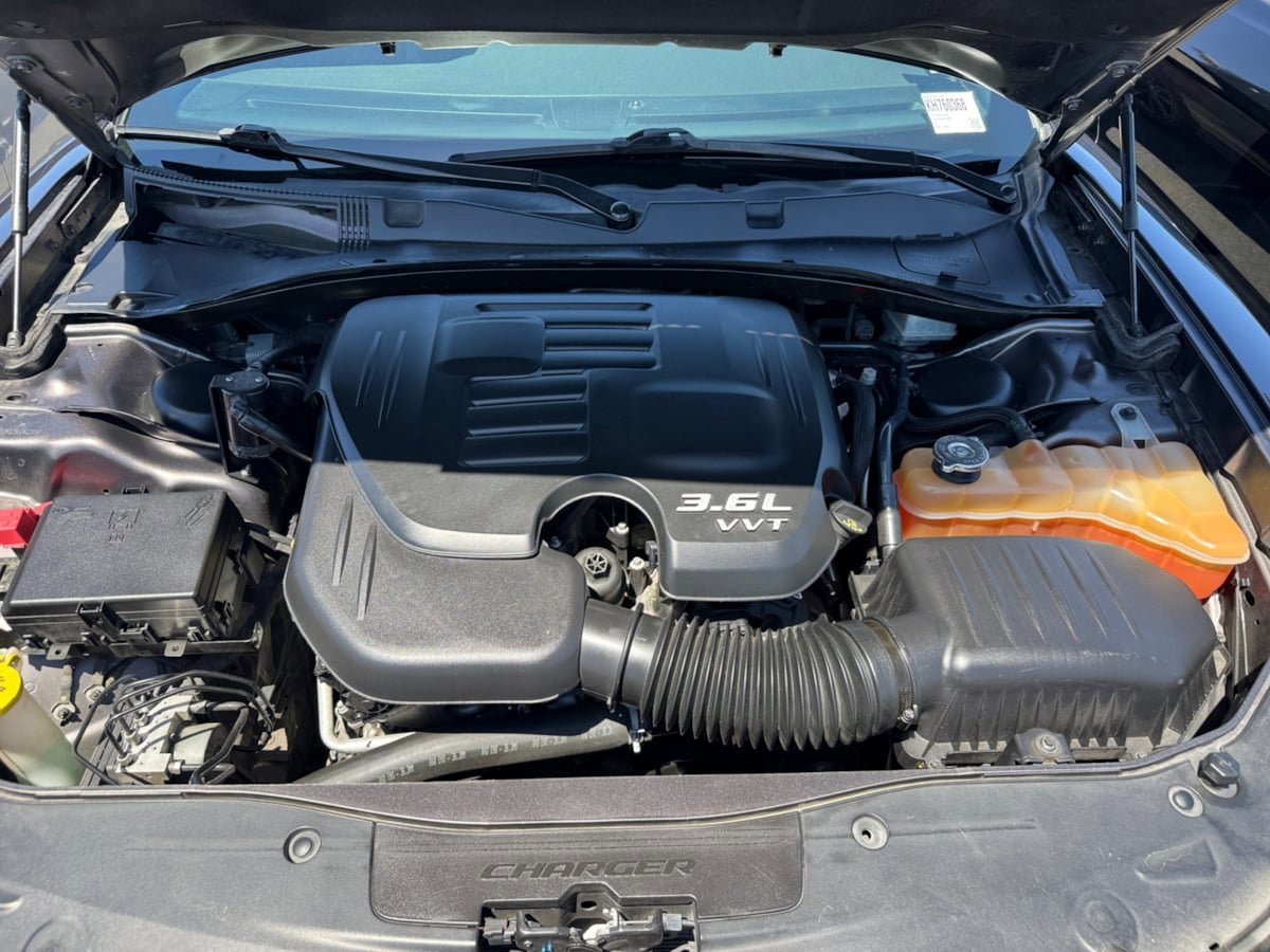 Used 2019 Dodge Charger GT w/ Performance Handling Group RWD image 20