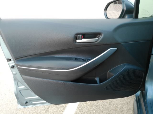 Used 2020 Toyota Corolla SE FWD image 11