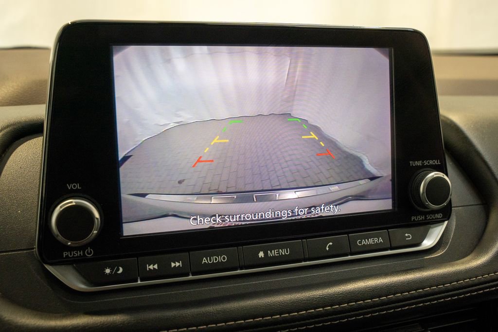 Used 2022 Nissan Rogue SV w/ SV Premium Package image 15