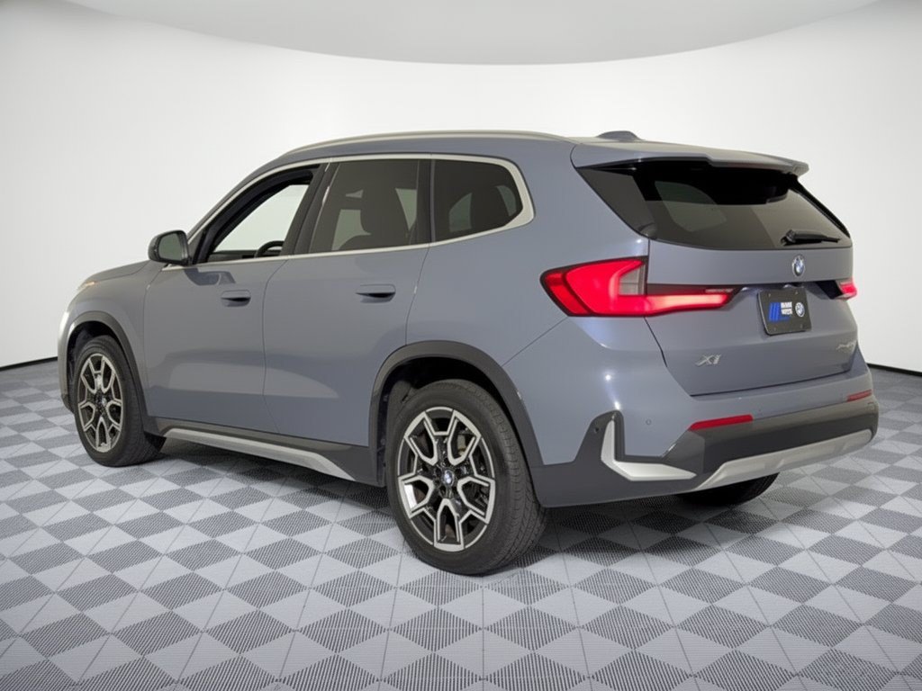 Used 2026 BMW X1 xDrive28i w/ Technology Package AWD/4WD image 3