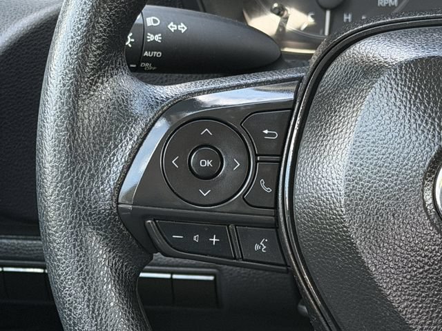 Used 2025 Toyota Corolla LE FWD image 13