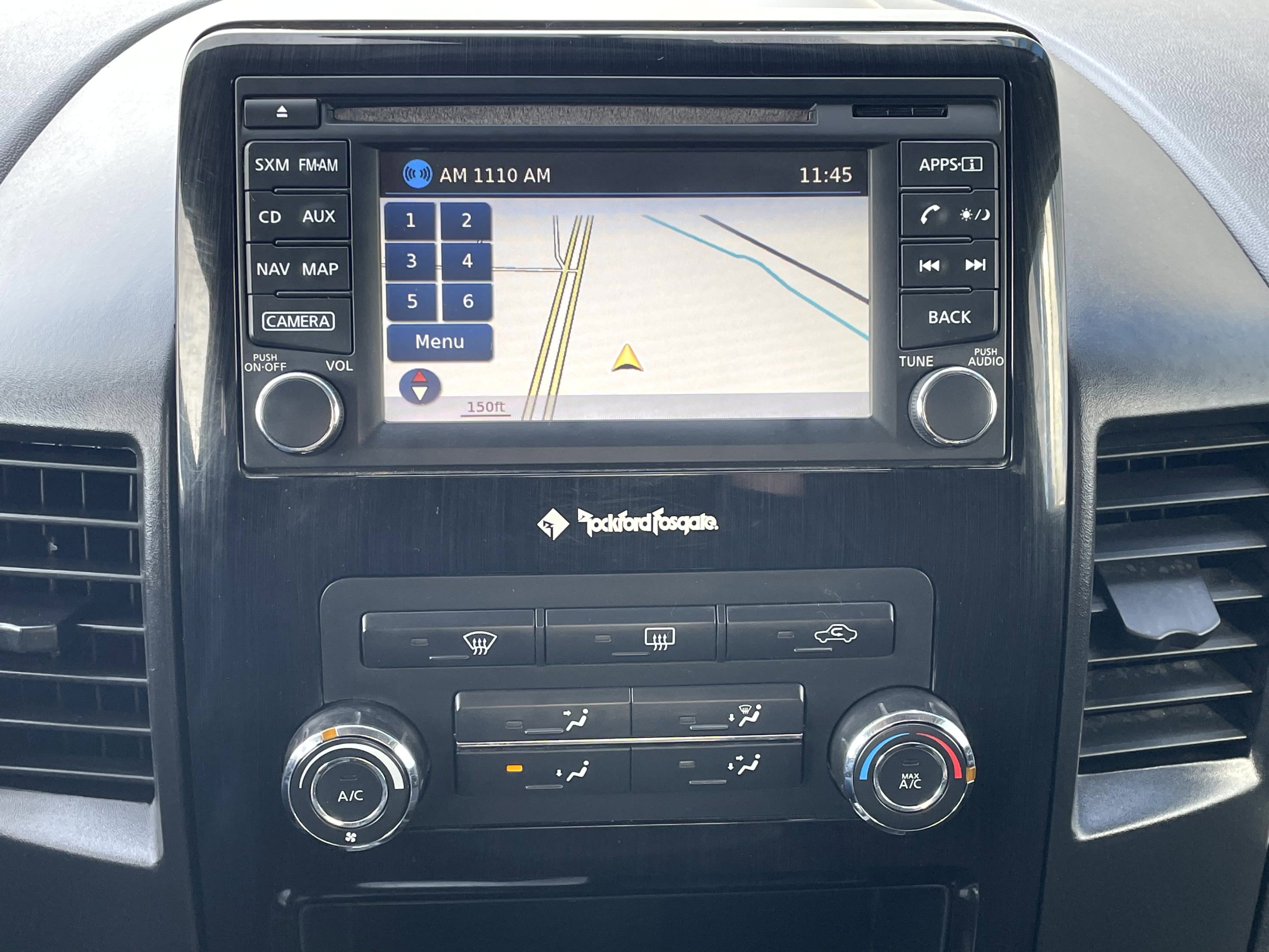 Used 2015 Nissan Titan SV w/ SV Value Truck Package image 16