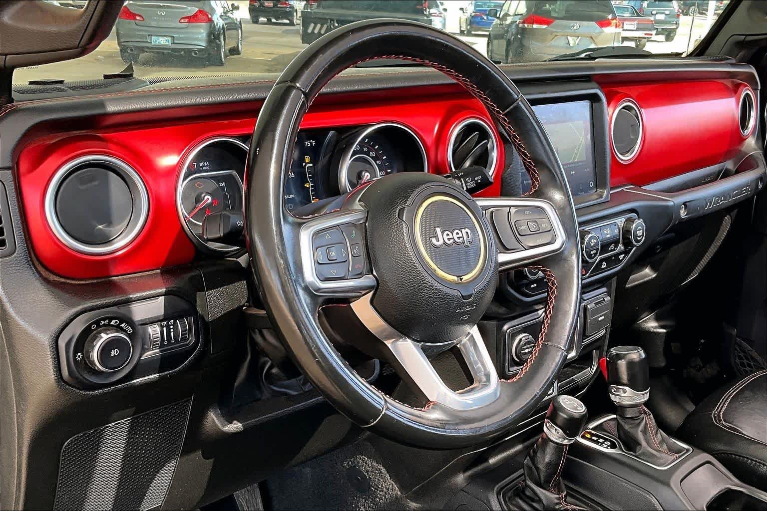 Used 2022 Jeep Wrangler Rubicon w/ LED Lighting Group AWD/4WD image 17