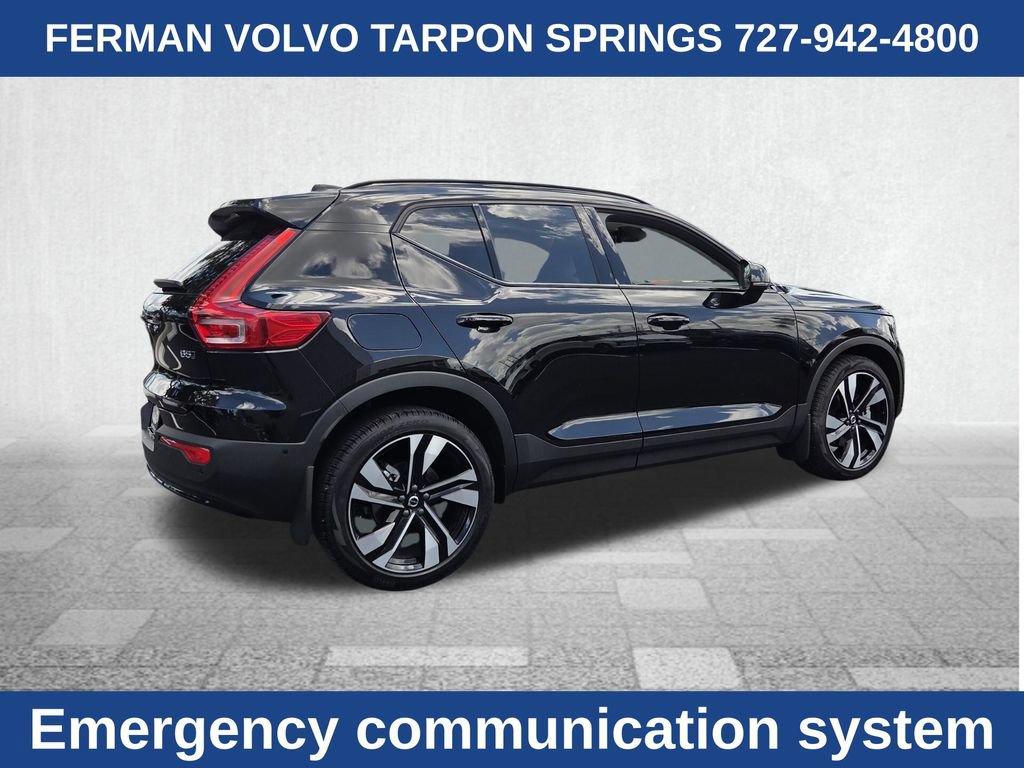 New 2026 Volvo XC40 B5 Plus w/ Protection Package Premier AWD/4WD image 11