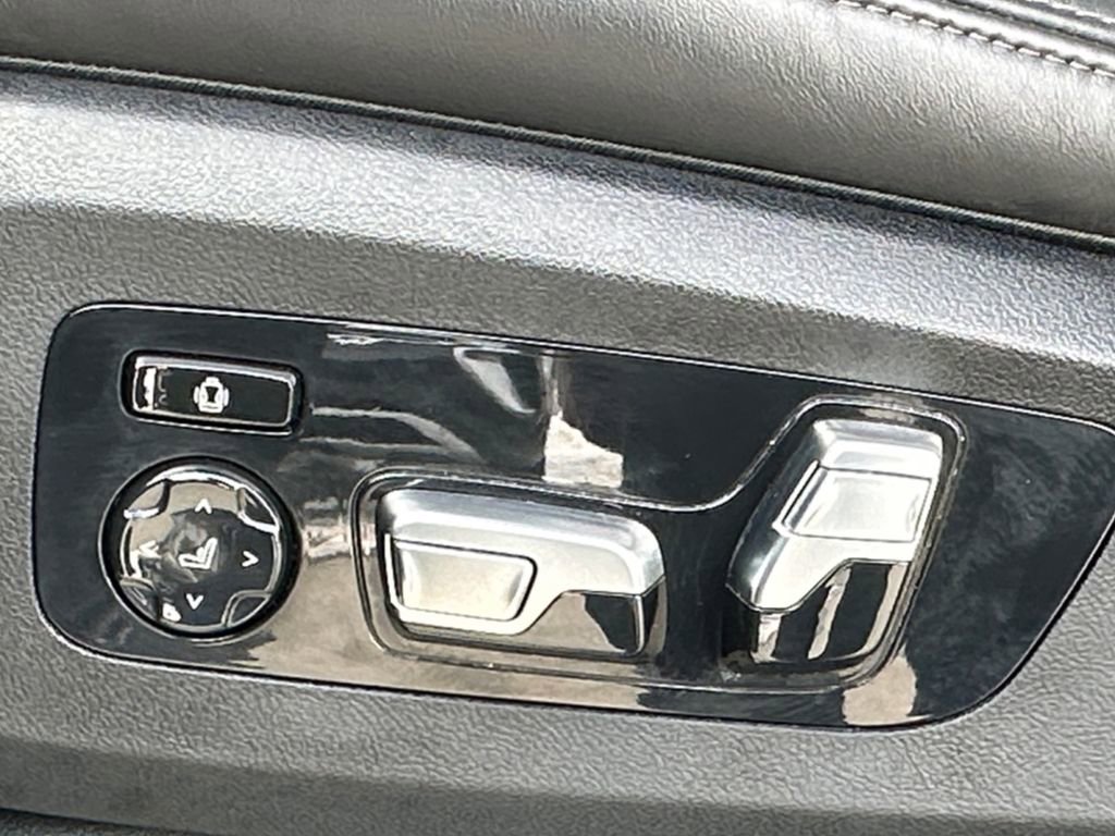 Used 2025 BMW X7 xDrive40i image 10