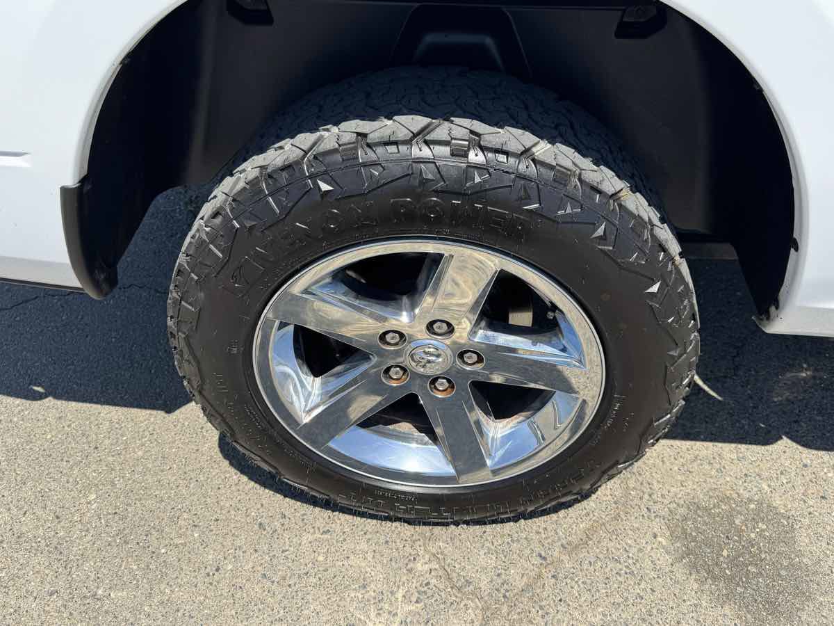 Used 2015 RAM 1500 Express AWD/4WD image 37