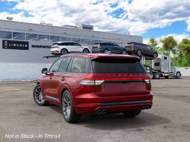 New 2027 Lincoln Aviator AWD w/ Jet Appearance Package image 8