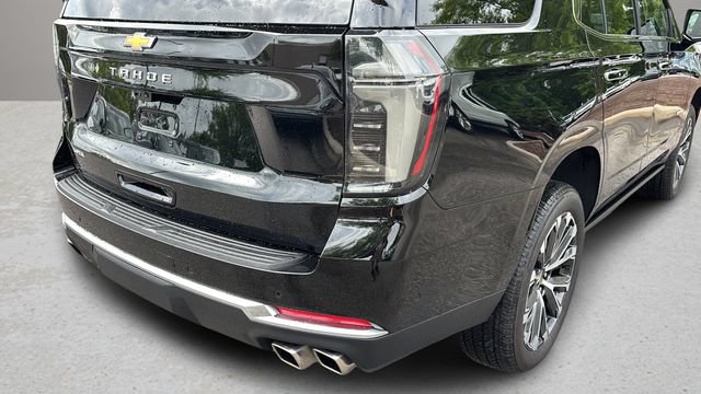 Used 2025 Chevrolet Tahoe High Country AWD/4WD image 39