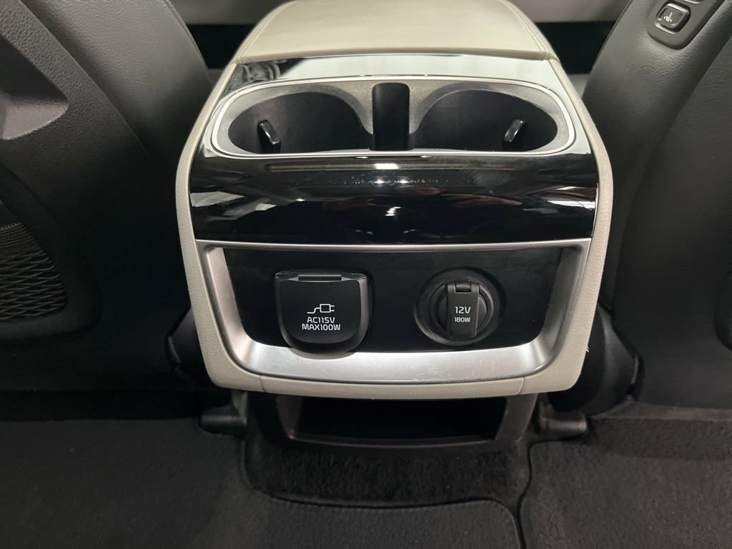 Used 2022 Kia Carnival SX Prestige FWD image 29