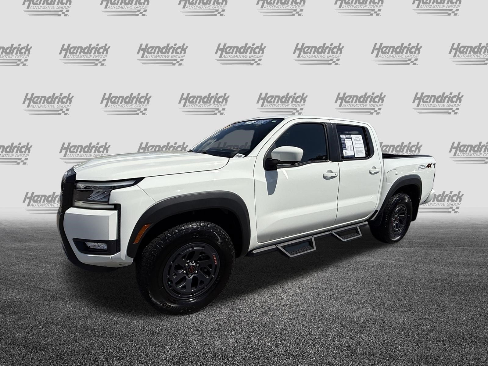 Used 2025 Nissan Frontier PRO-4X w/ Pro Convenience Package AWD/4WD image 5