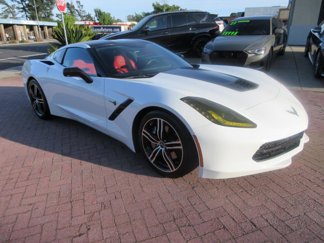 Used 2017 Chevrolet Corvette Stingray Coupe w/ Carbon Flash Badge Package image 70
