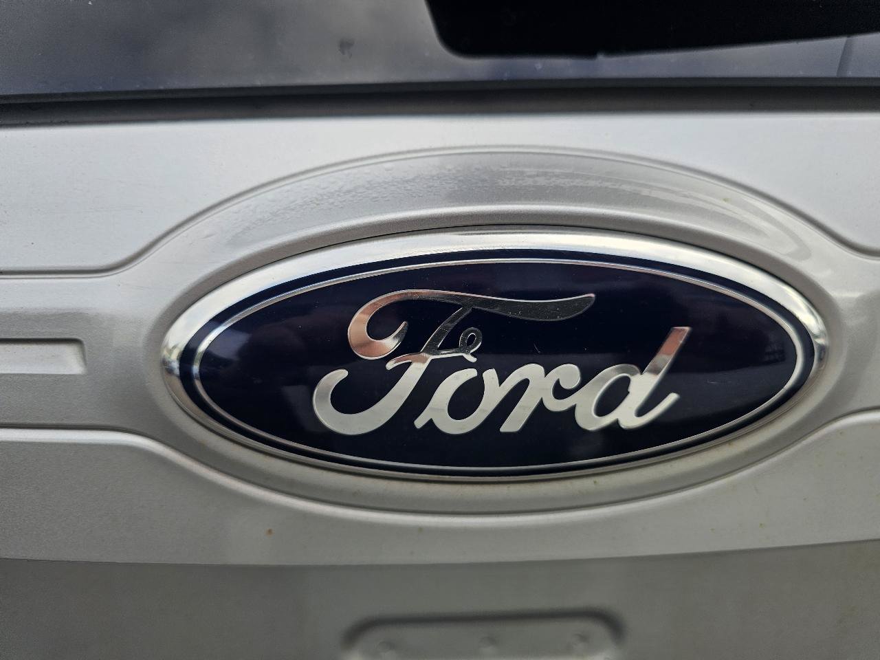 Used 2014 Ford Edge SEL w/ Equipment Group 205A AWD/4WD image 16