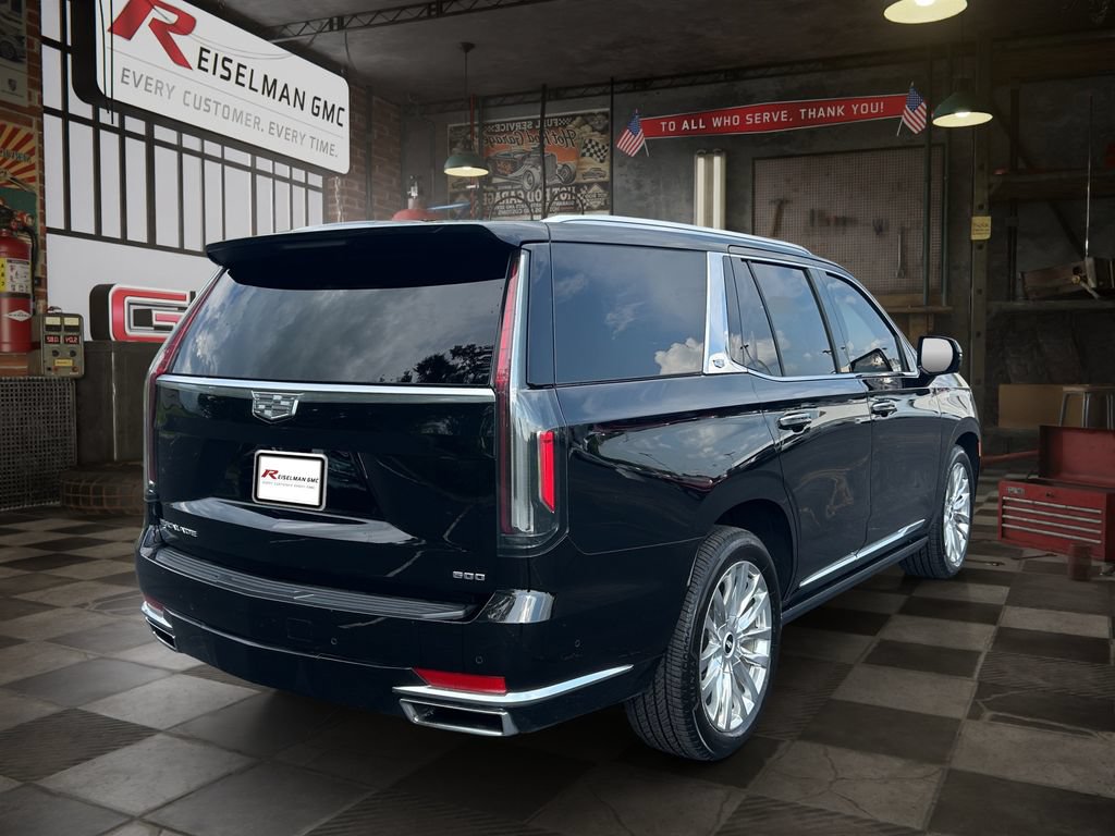 Certified 2021 Cadillac Escalade Premium Luxury w/ Driver Assist Tech Package AWD/4WD image 5