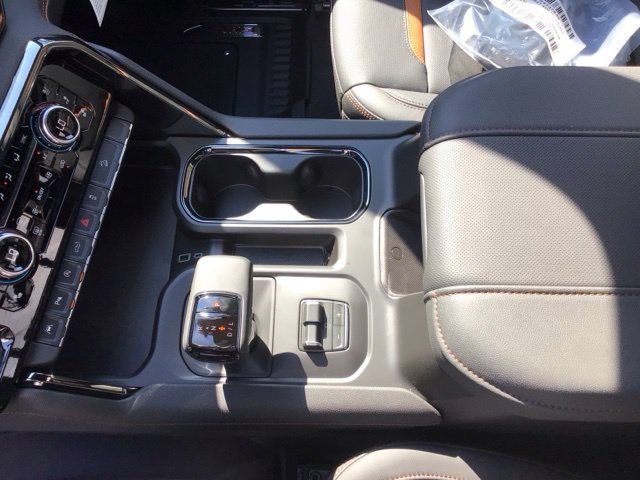 New 2026 GMC Sierra 1500 AT4 w/ AT4 Premium Package AWD/4WD image 17