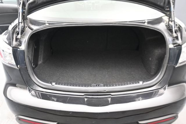 Used 2010 MAZDA MAZDA3 i Touring FWD image 13