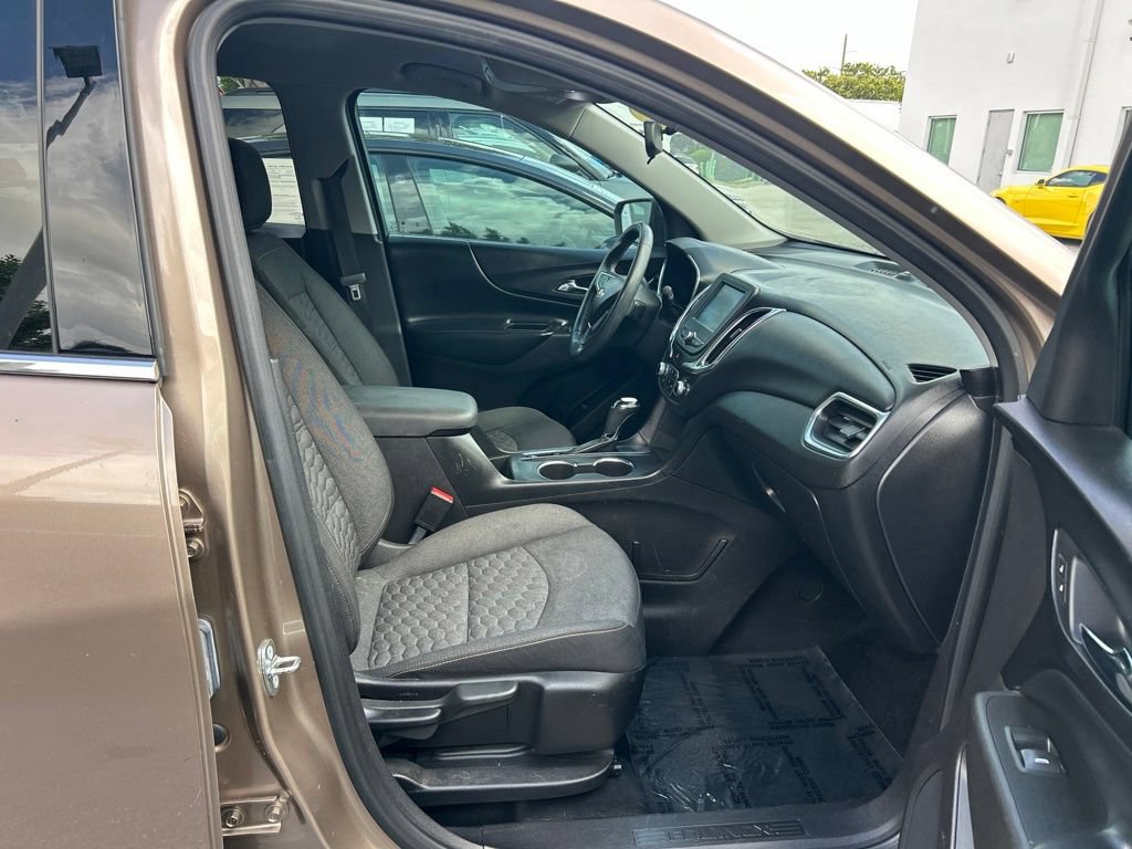 Used 2018 Chevrolet Equinox LT FWD image 39