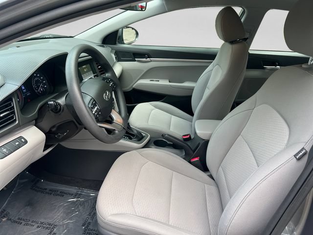 Used 2020 Hyundai Elantra SE w/ Cargo Package (C1) FWD image 10