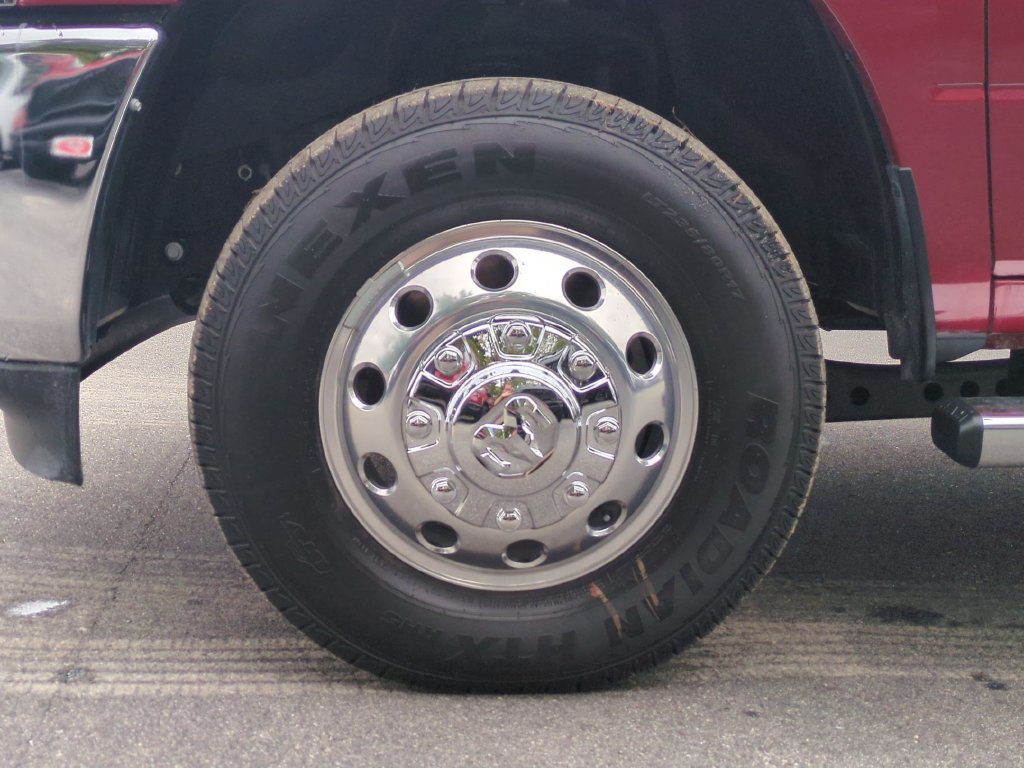 New 2026 RAM 3500 Laramie AWD/4WD image 10