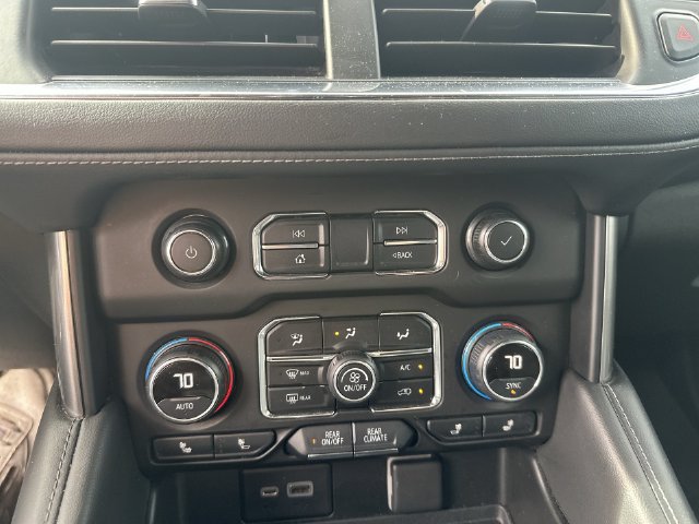 Used 2021 Chevrolet Tahoe Z71 w/ Z71 Signature Package AWD/4WD image 28