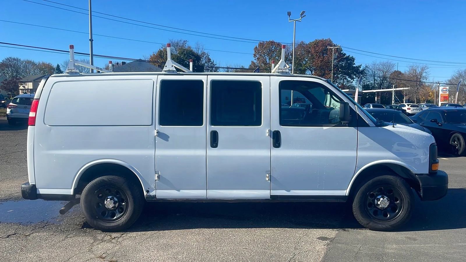 Used 2013 Chevrolet Express 1500 AWD image 6