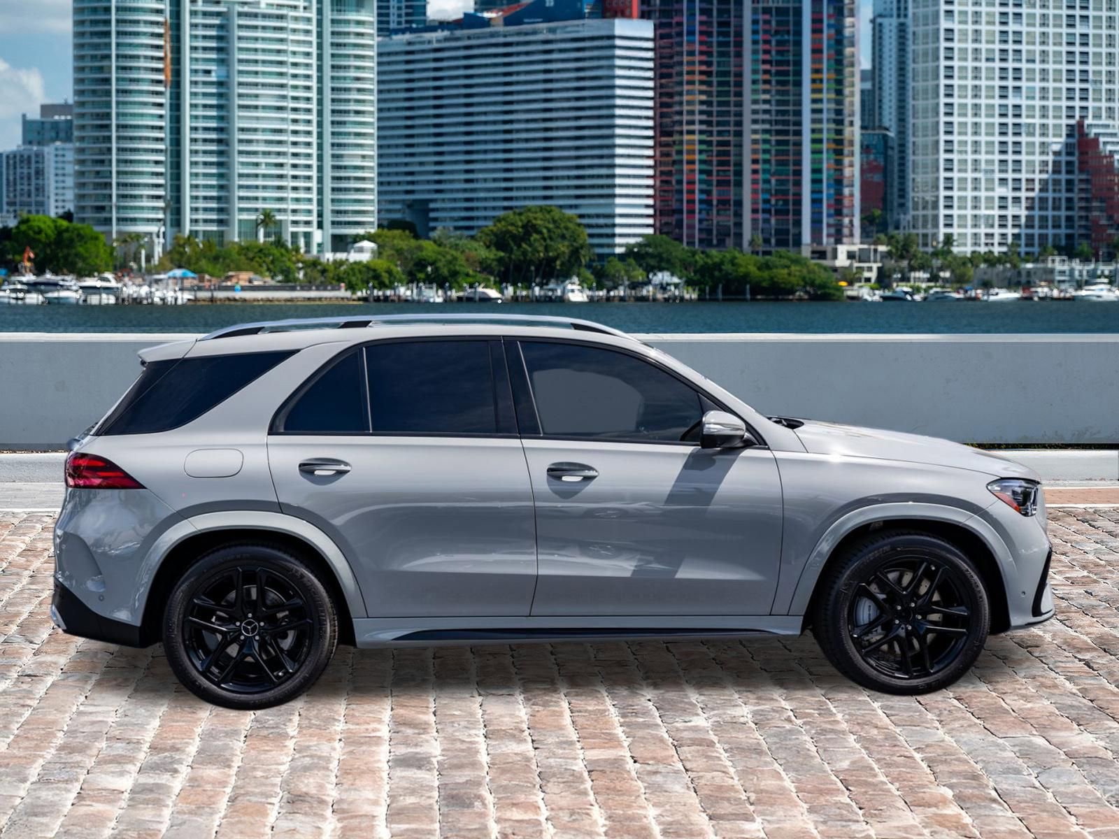 Used 2024 Mercedes-Benz GLE 53 AMG 4MATIC image 4