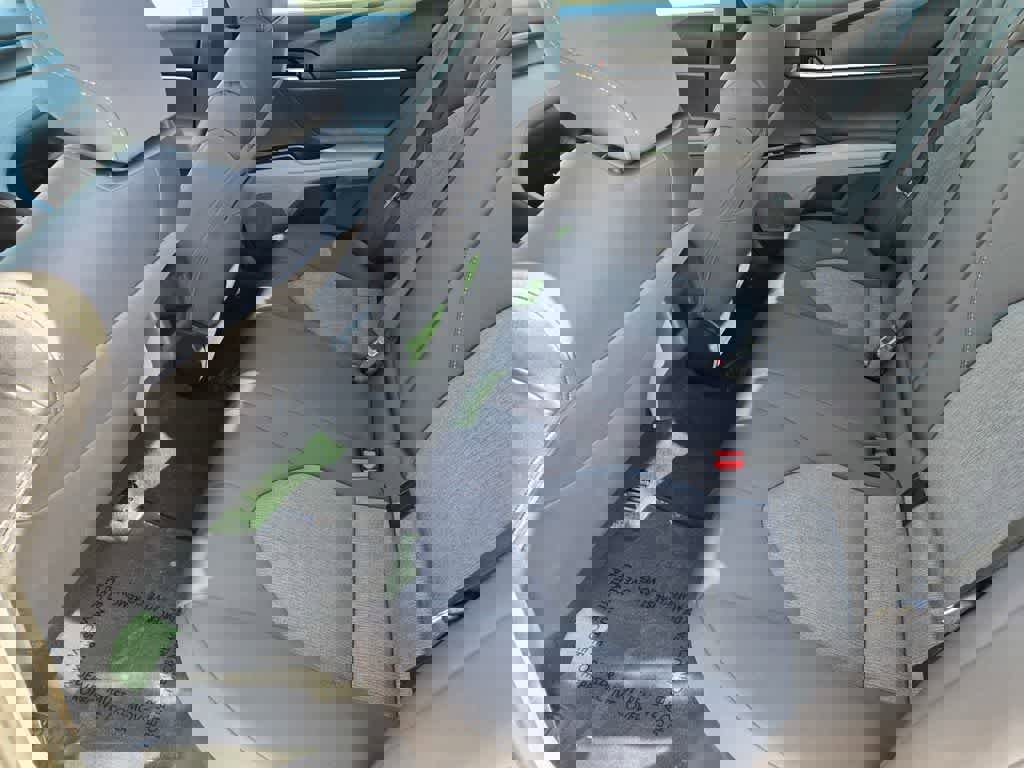 Used 2022 Toyota Camry LE image 13