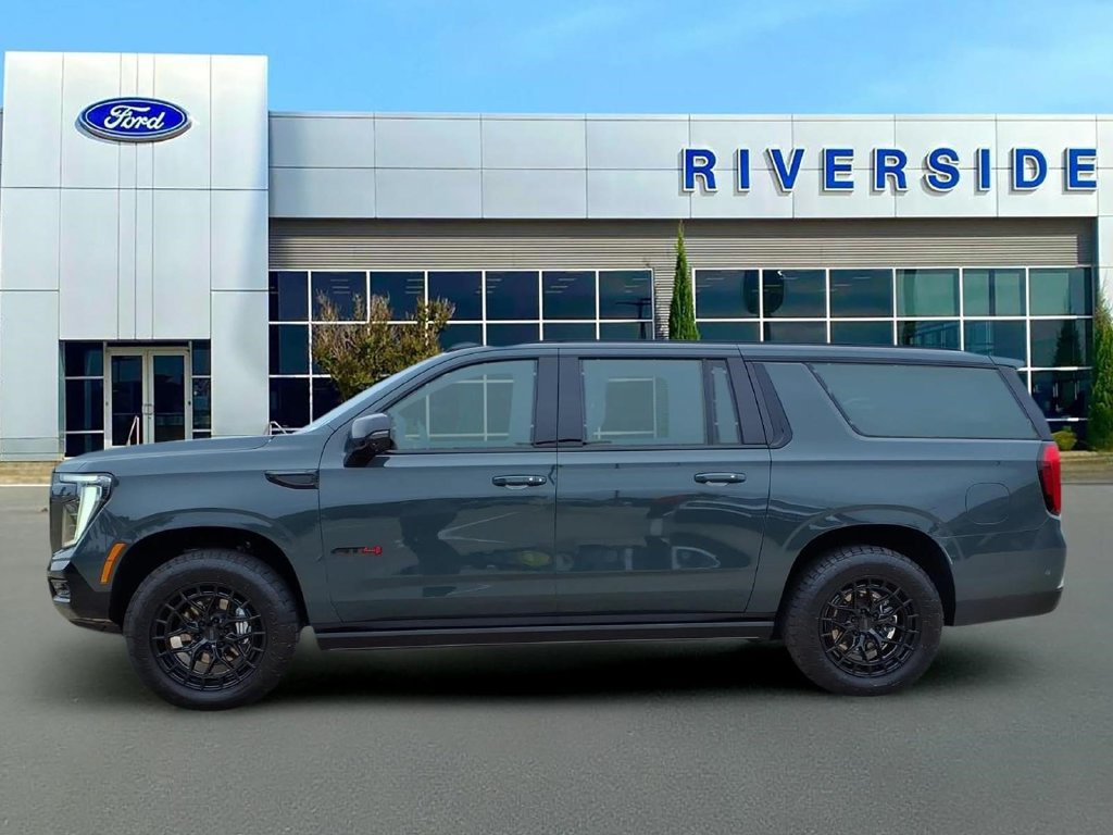 Used 2026 GMC Yukon XL AT4 Ultimate AWD/4WD image 4
