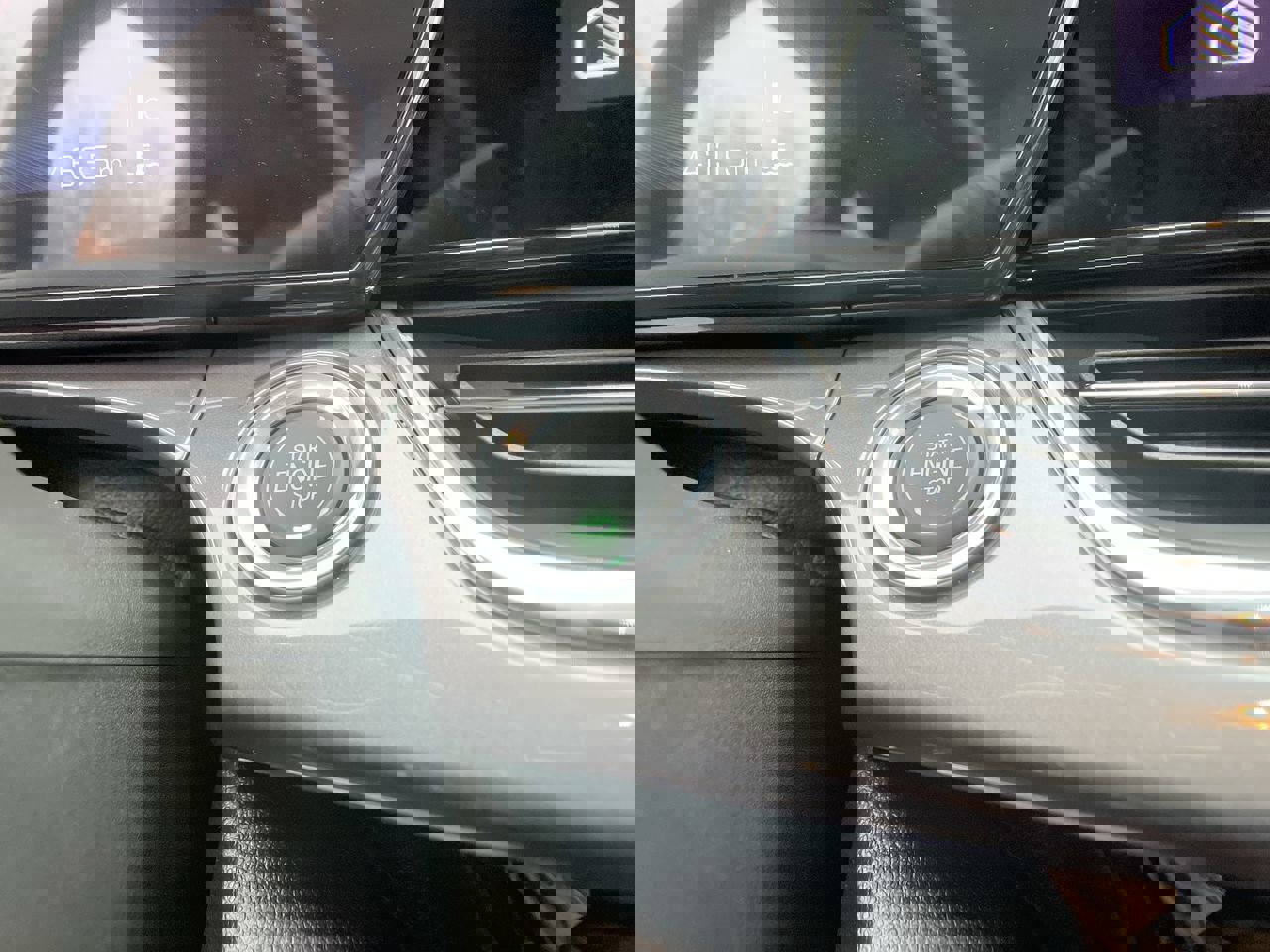 Used 2025 Chevrolet Trax ACTIV w/ Driver Confidence Package image 28