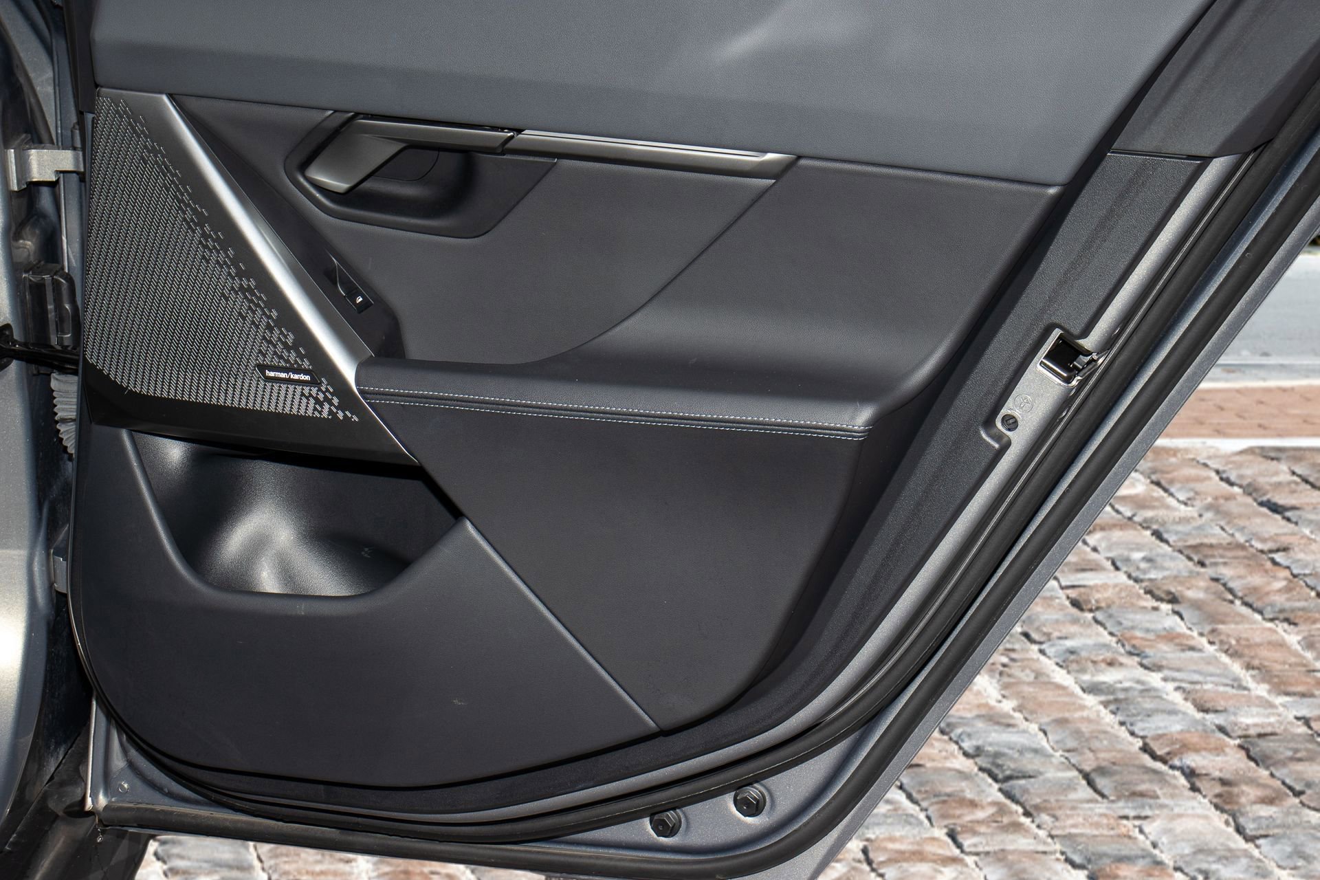 Used 2024 BMW 530i image 13