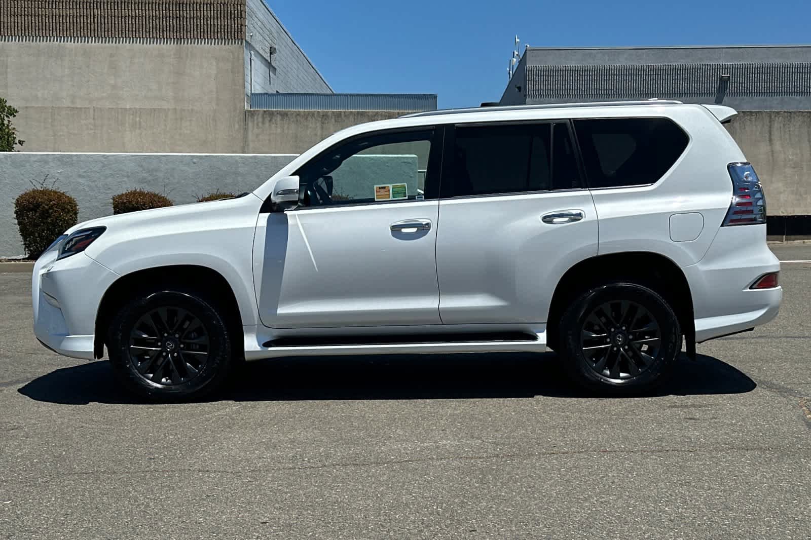 Used 2022 Lexus GX 460 Premium w/ Premium Plus Package AWD/4WD image 9