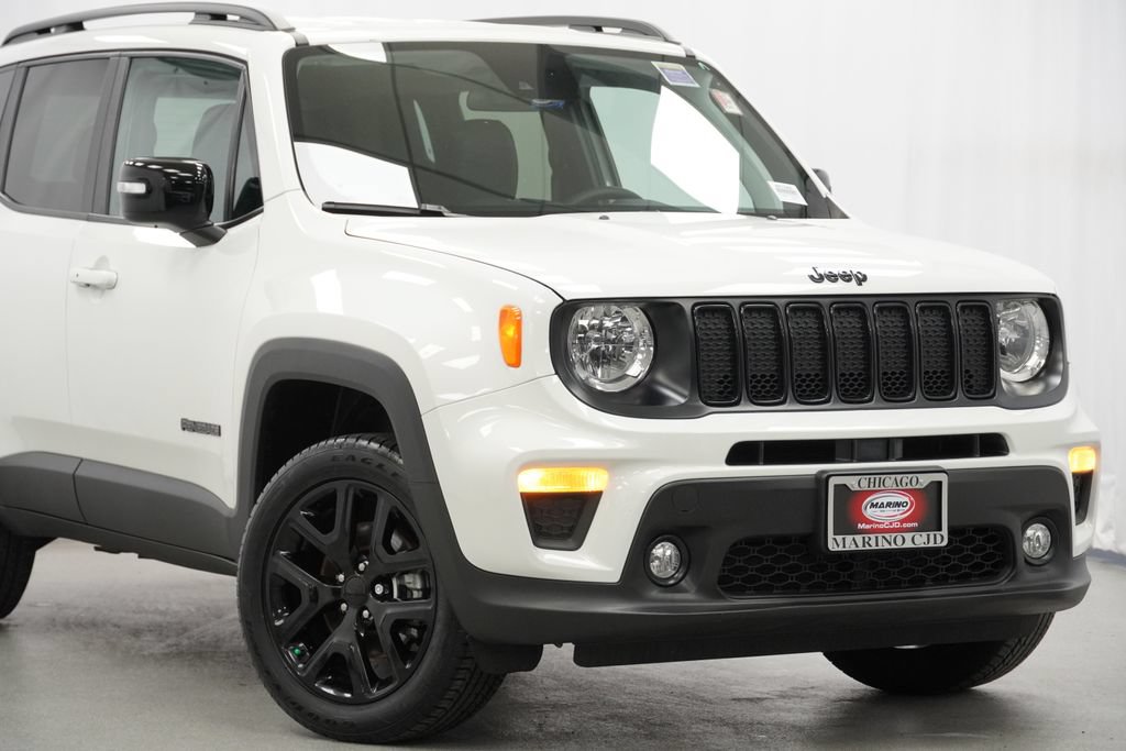 Certified 2023 Jeep Renegade Altitude AWD/4WD image 3