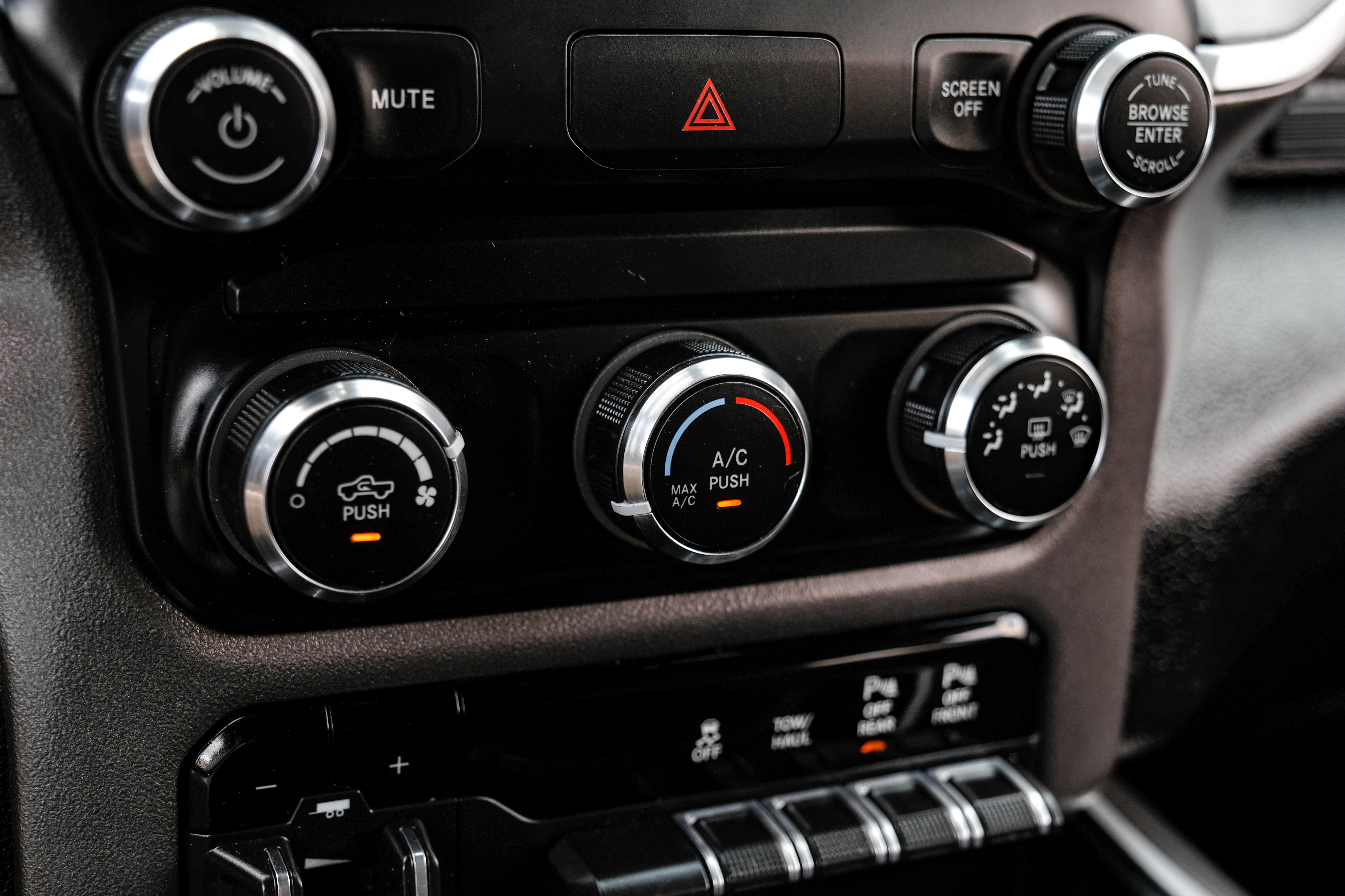Used 2020 RAM 2500 Lone Star w/ Night Edition AWD/4WD image 25