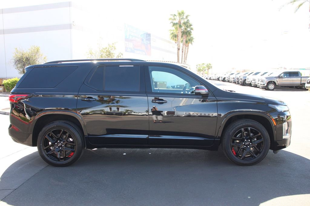 Used 2023 Chevrolet Traverse Premier w/ Redline Edition FWD image 10