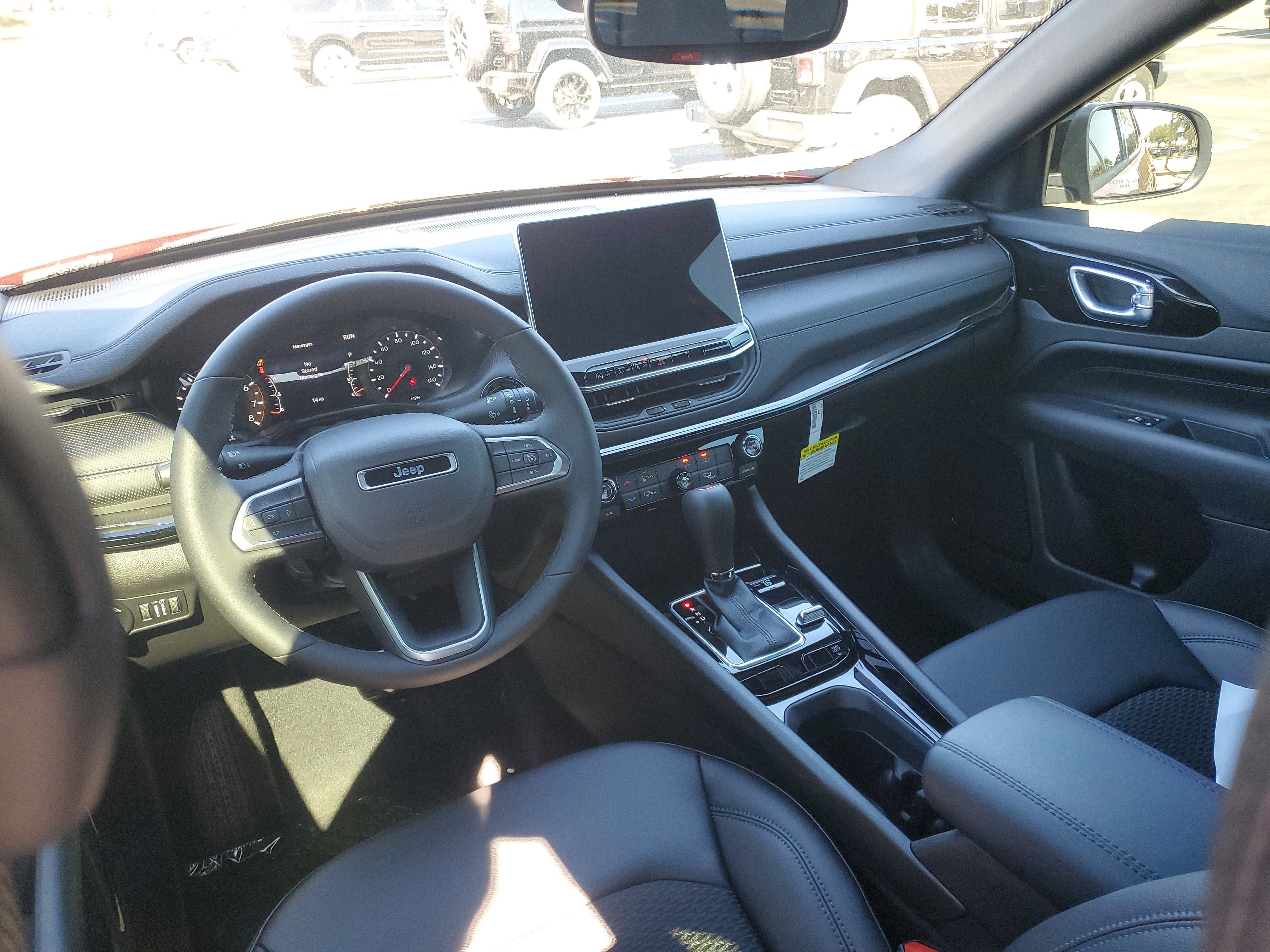 New 2026 Jeep Compass Latitude image 6