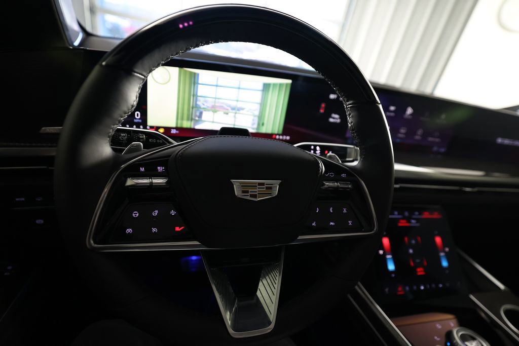 Used 2025 Cadillac Escalade V image 21