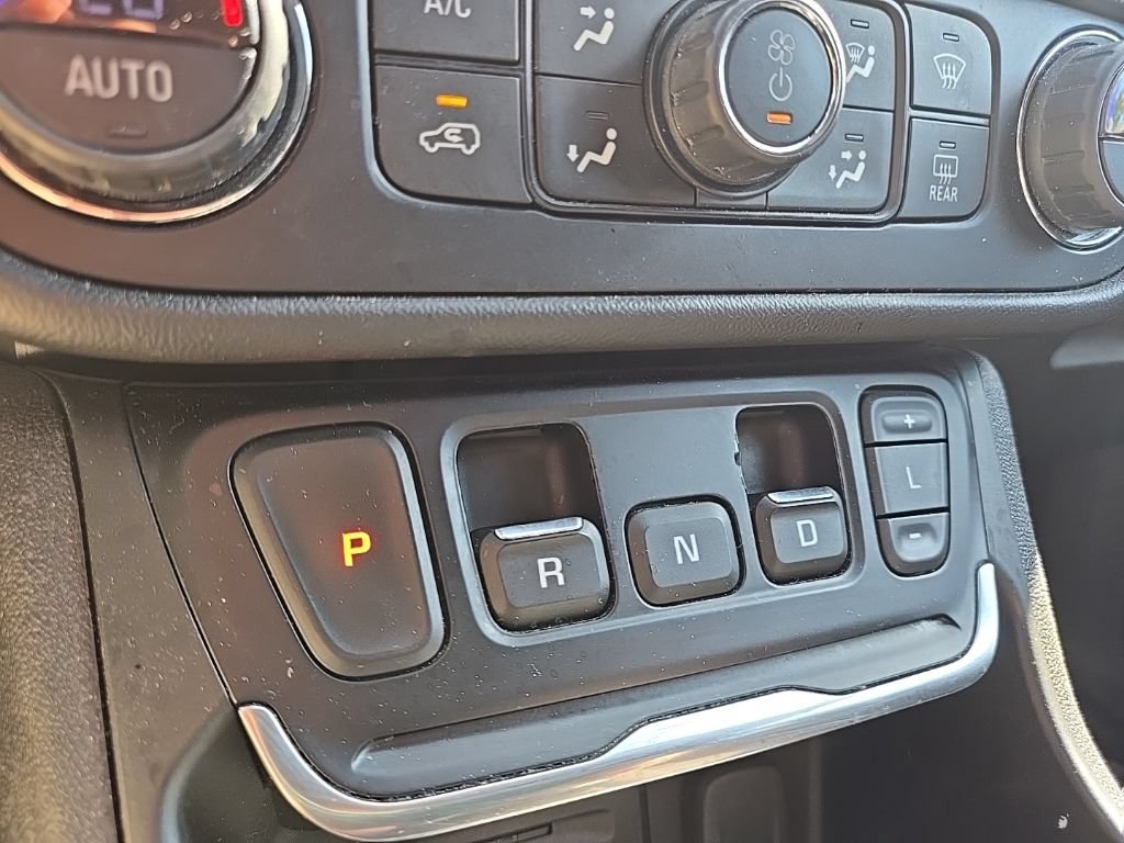 Used 2020 GMC Terrain SLE w/ Driver Convenience Package AWD/4WD image 27