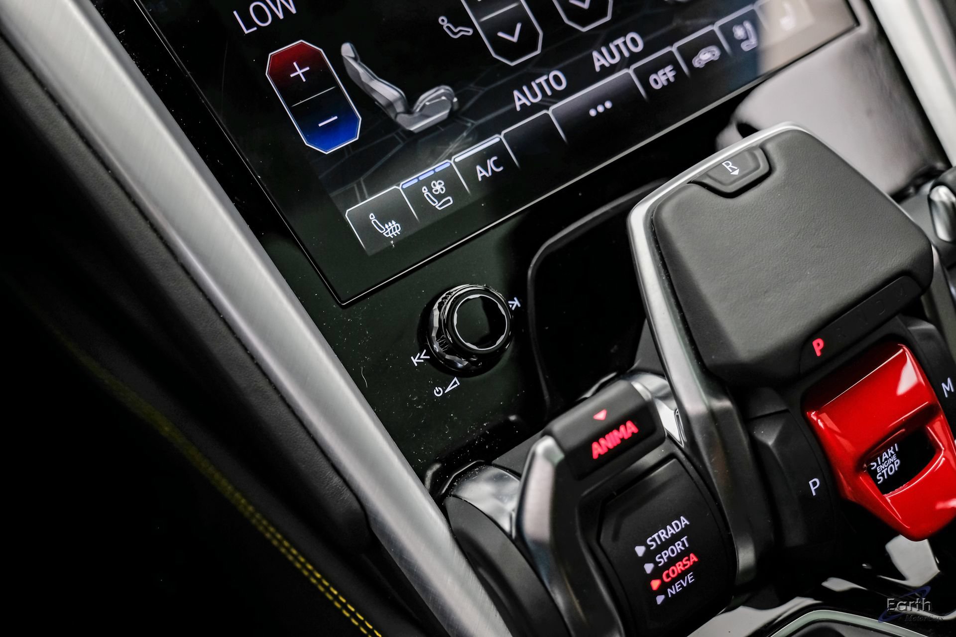 Used 2022 Lamborghini Urus AWD/4WD image 67