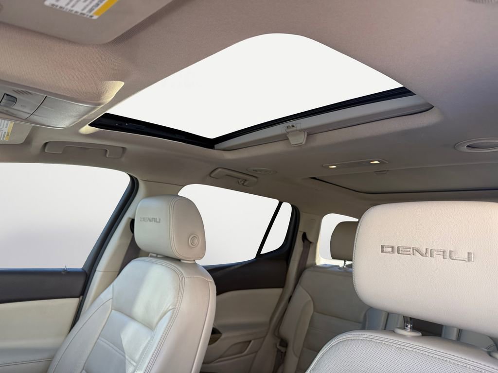 Used 2018 GMC Acadia Denali w/ Technology Package image 18